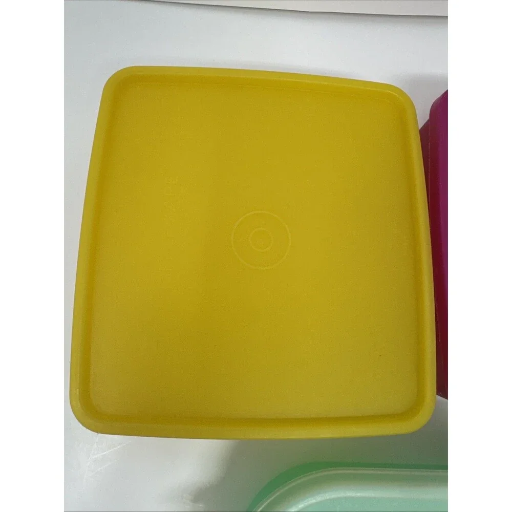 7x Vintage Tupperware Snack Set - 2 square away keeper 4 cups orange red yellow